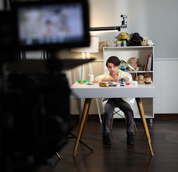 پشت صحنه ویدیو تبلیغاتی بیسکویت آوند